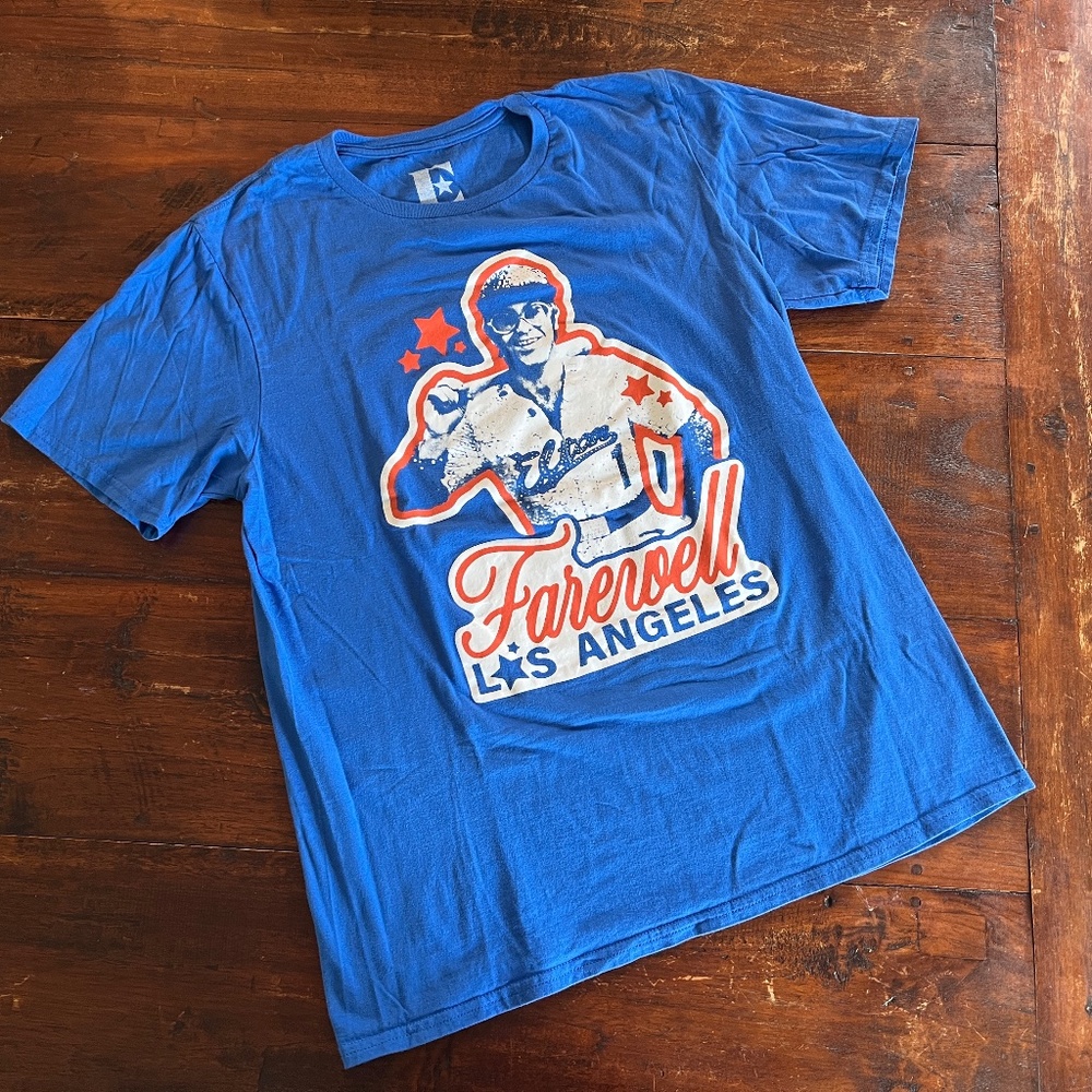 Elton John Farewell Yellow Brick Road Tour LA Dodger Stadium Concert T-Shirt M